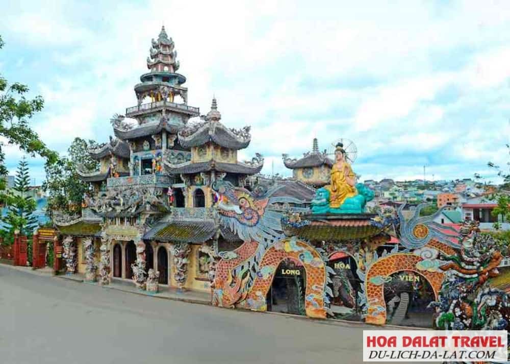 Chùa Ve Chai