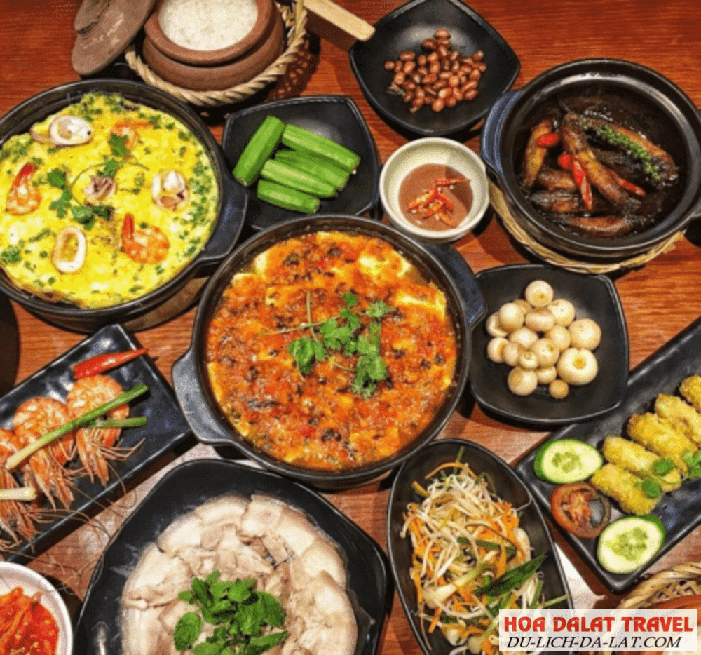 Cơm niêu