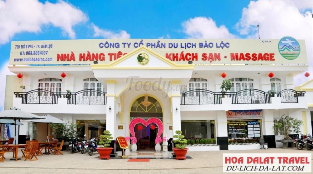 Khách sạn Du lịch