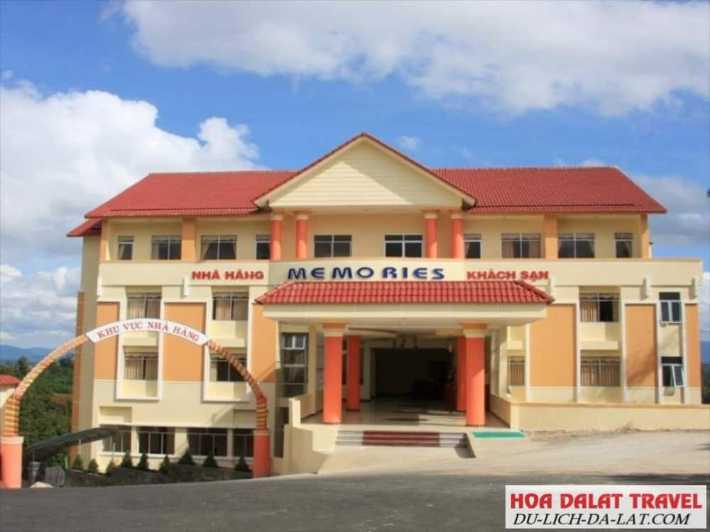 Khách sạn Memories