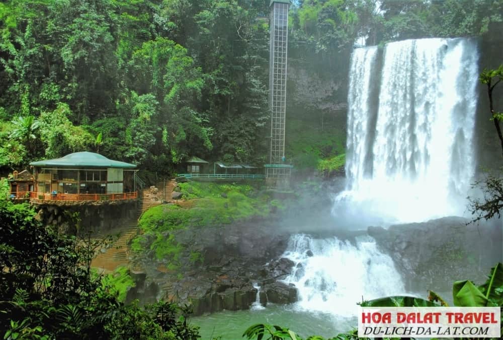 Khu du lịch Thác Dambri
