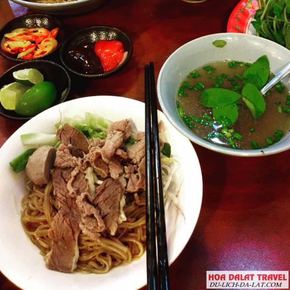 Phở khô Bảo Lộc