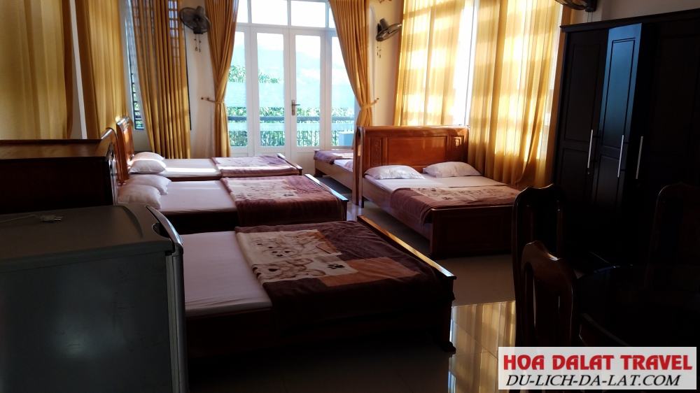 Phòng Khách sạn Huỳnh Gia Bảo 2