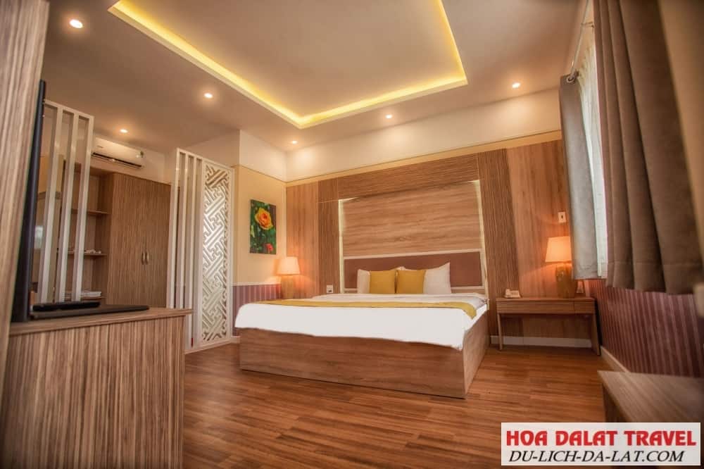 Phòng Khách sạn Sao Vàng