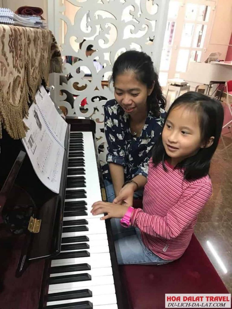 Trường nhạc BACH nổi tiếng