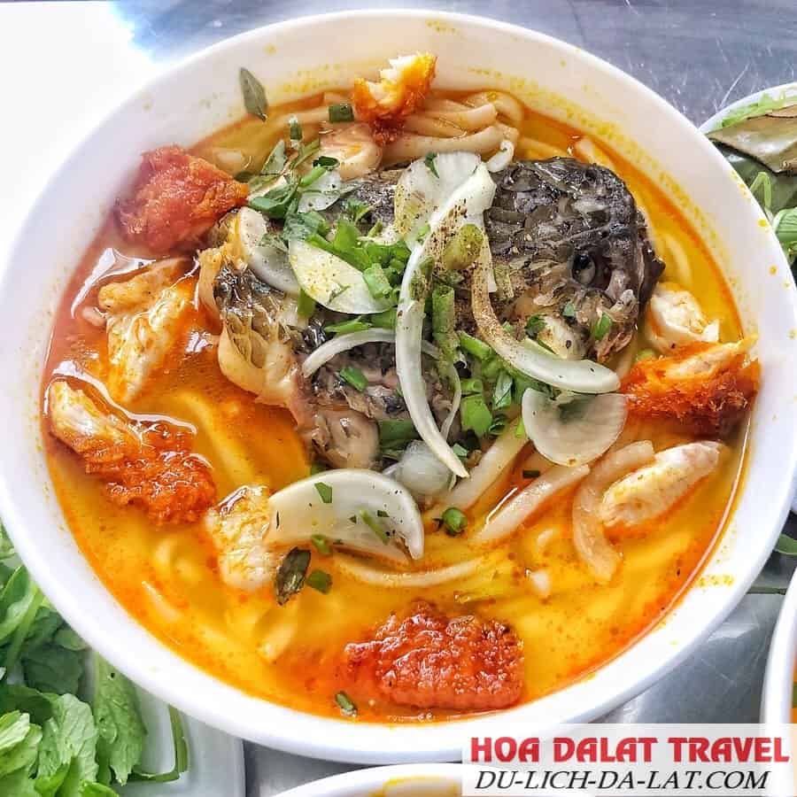 Bánh canh cá lóc Chú La