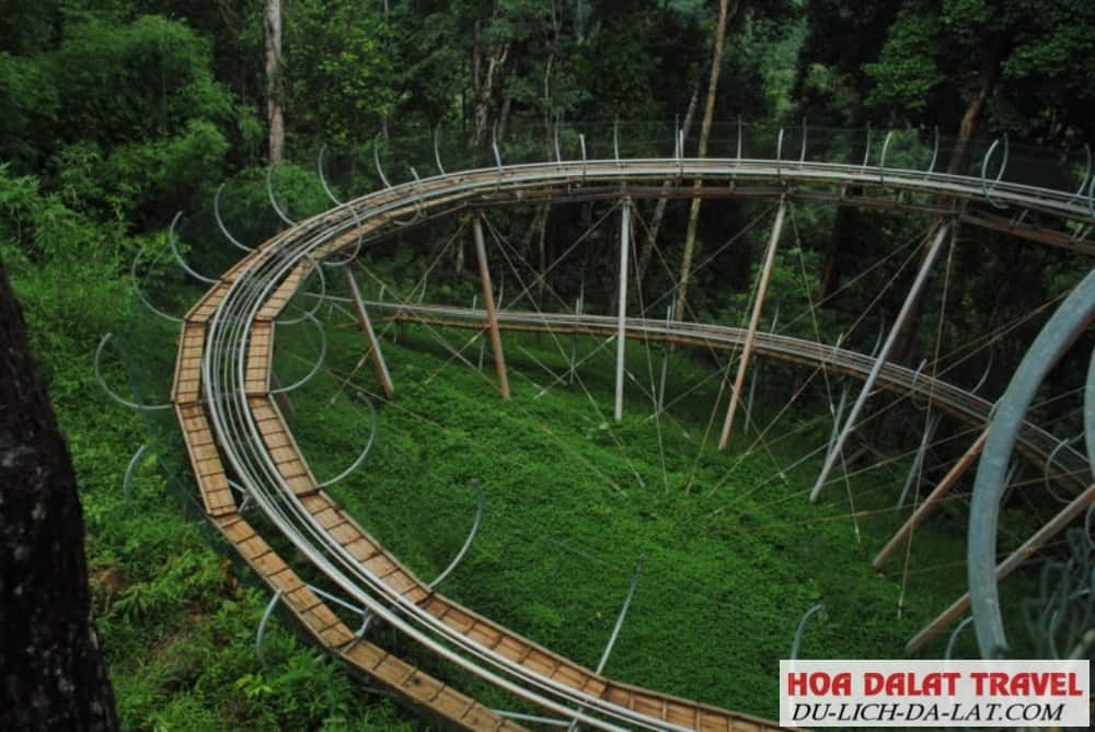 ống trượt dài nhất Đông Nam Á