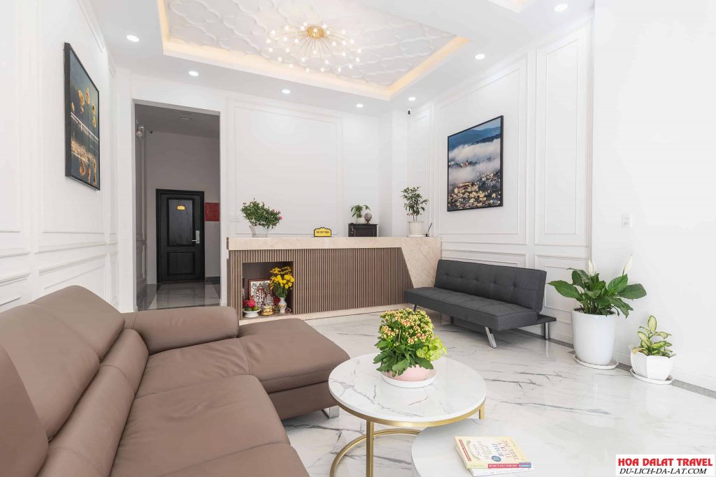 Quầy lễ tân khách sạn M.Sing