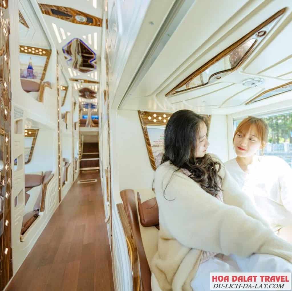 Phòng nằm 2 người của nhà xe Nguyễn Kim