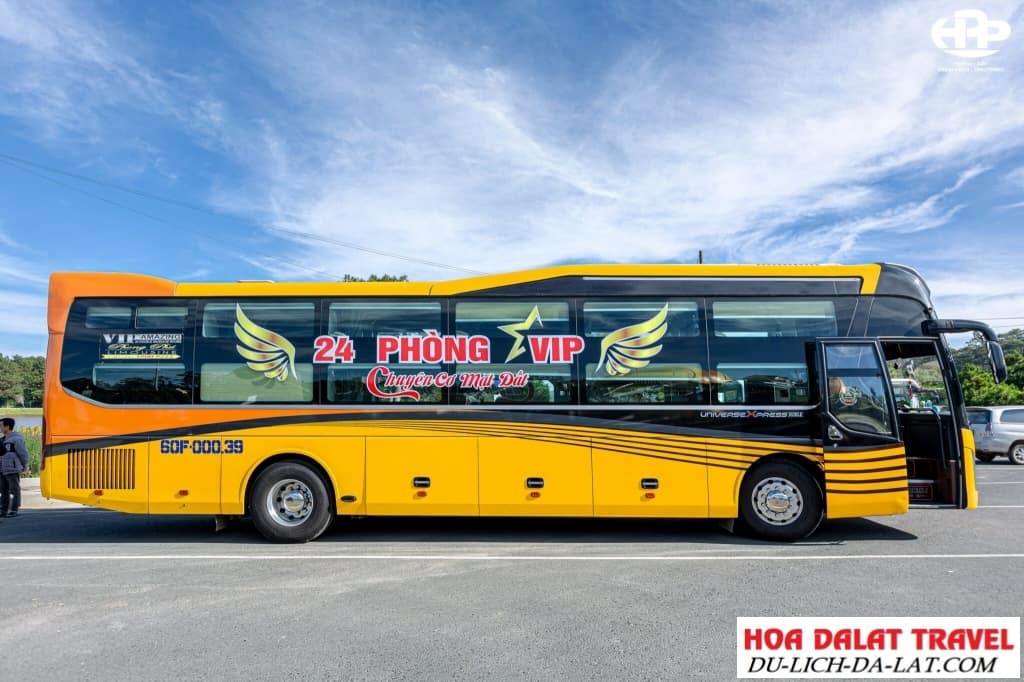 Xe Phong Phú phòng vip