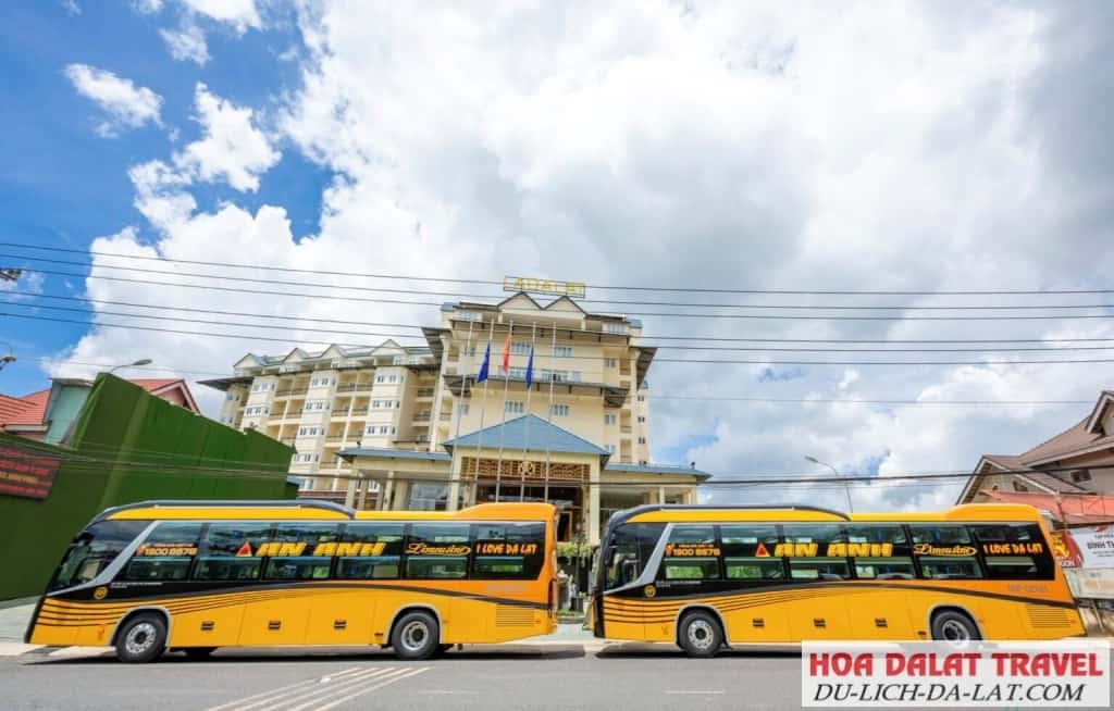 Xe phòng đôi An Anh Amazing hỗ trợ đón trả khách ở nhiều địa điểm