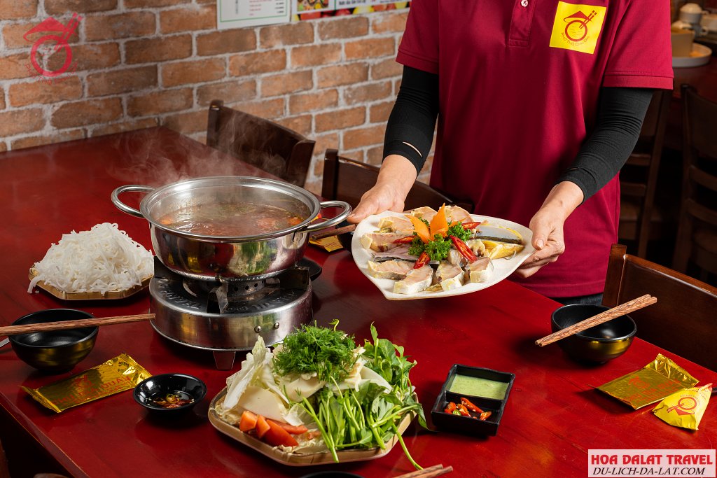 Lẩu cá tầm Đà Lạt Chu Gia