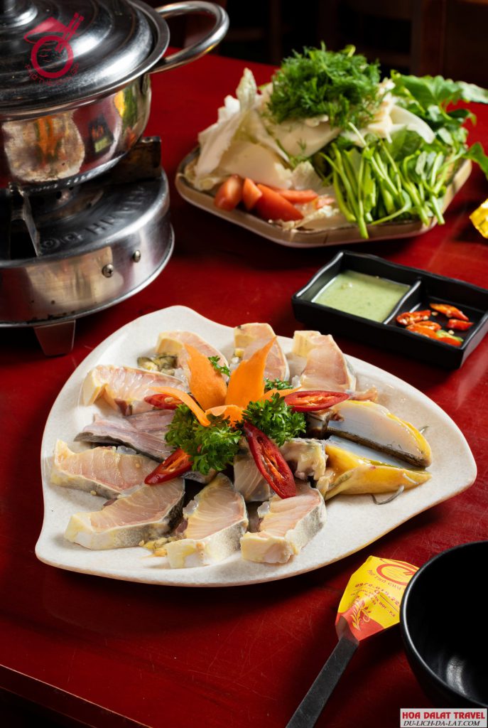 Lẩu cá tầm măng chua