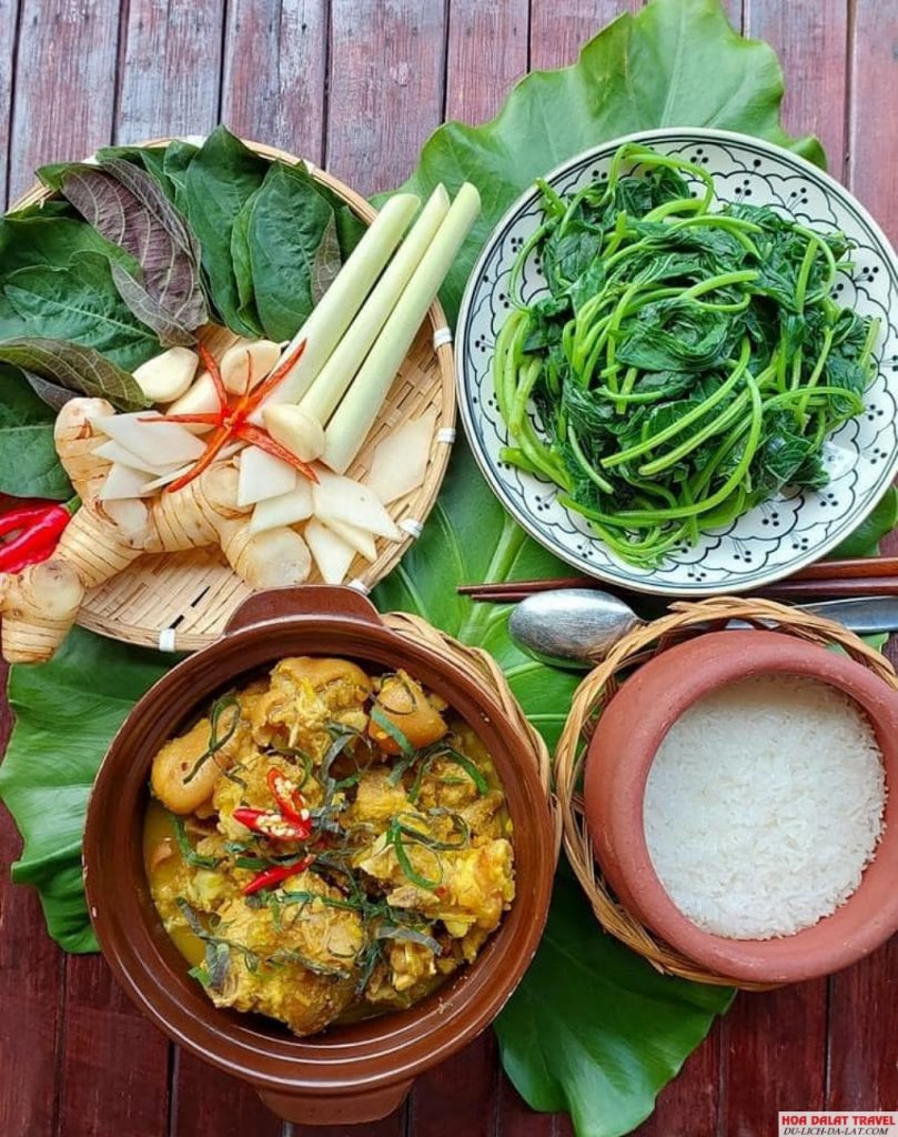 Nhà hàng cơm niêu Việt Nam Đà Lạt