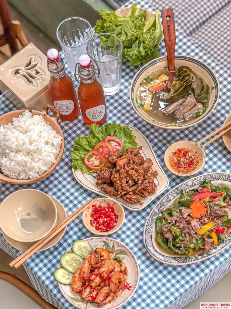 Quán Ngày Ba Bữa