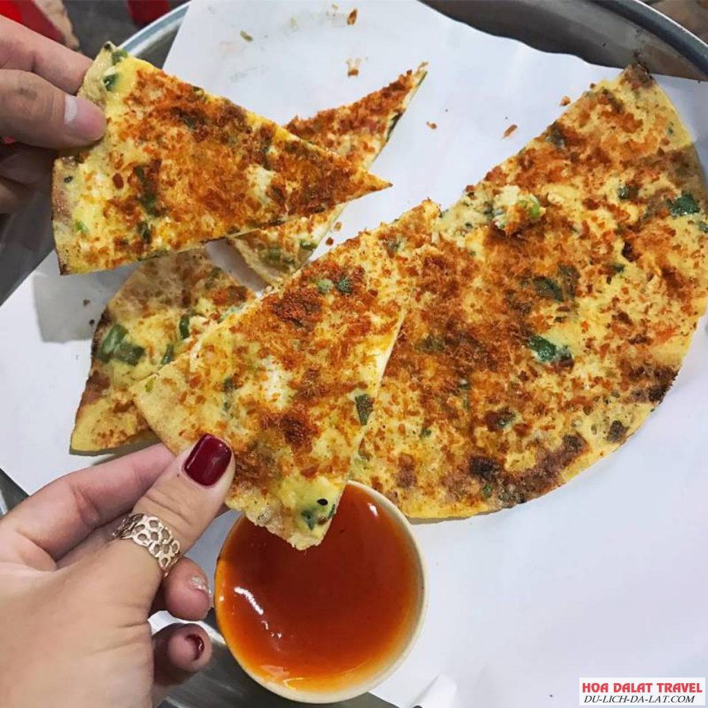 Review quán bánh tráng nướng Nguyễn Văn Trỗi