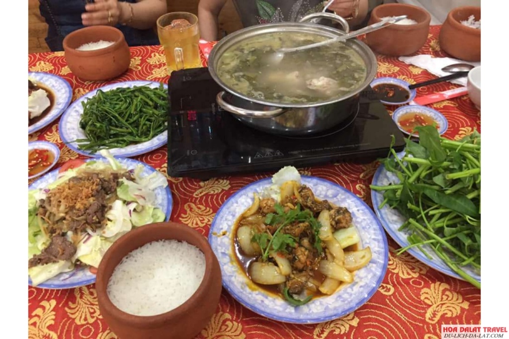 cơm niêu Vĩnh Ký