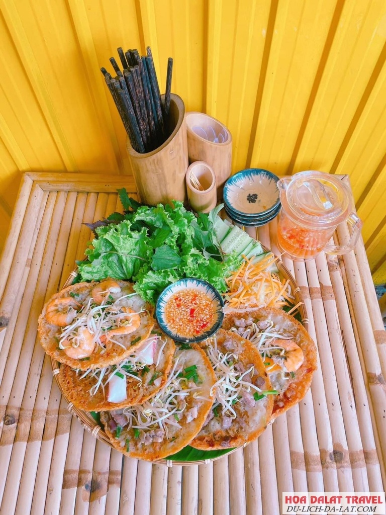 Bánh xèo giòn Tan