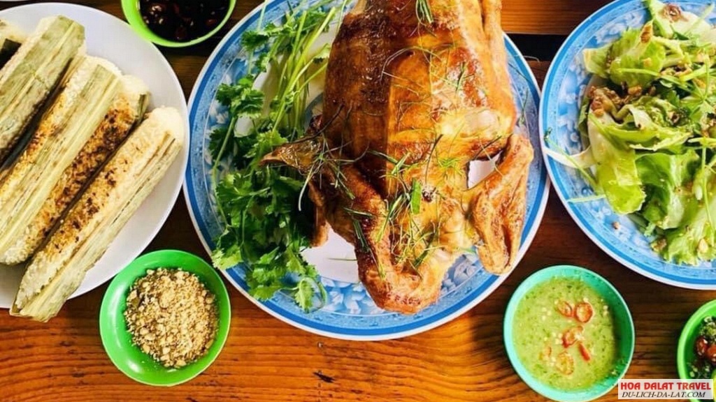 Cơm lam gà nướng Khương Duy