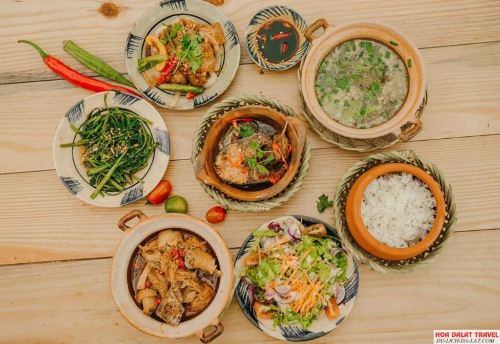 Cơm niêu Đà Lạt