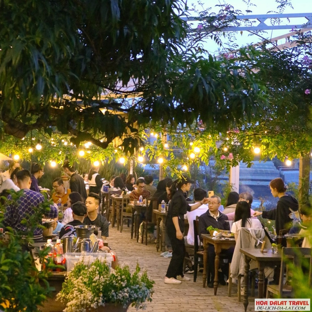 Không gian Túi Mơ To Garden Restaurant