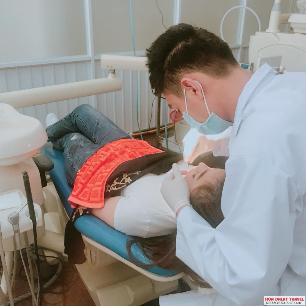 Nha khoa Pháp Việt Đà Lạt