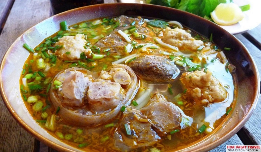 bún bò Đà Lạt được nhiều du khách yêu thích