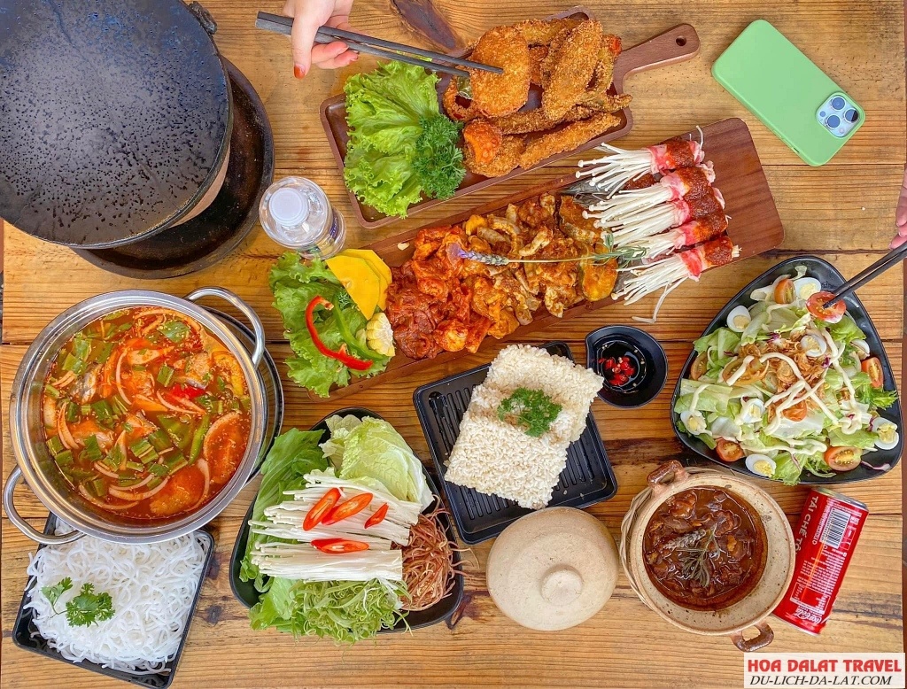 địa điểm ăn uống Đà Lạt view xịn xò