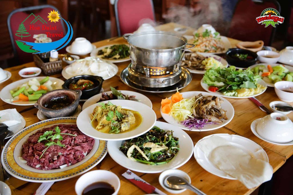 Ẩm thực núi rừng