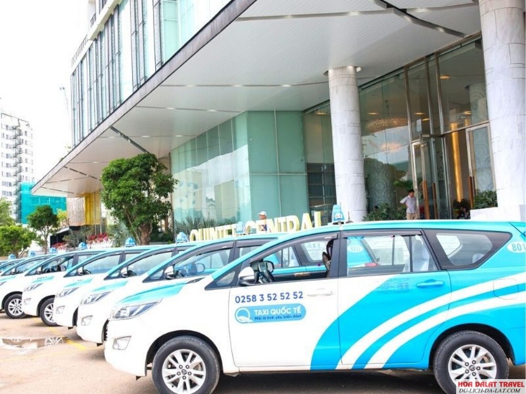 Hãng Taxi Quốc Tế