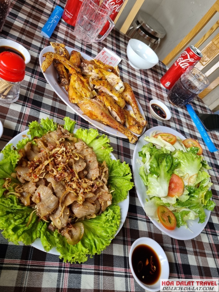 Nhiều món ăn Việt Nam gần gũi, thơm ngon