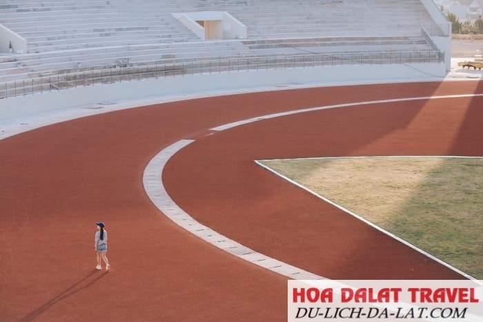 Trang phục hợp concept