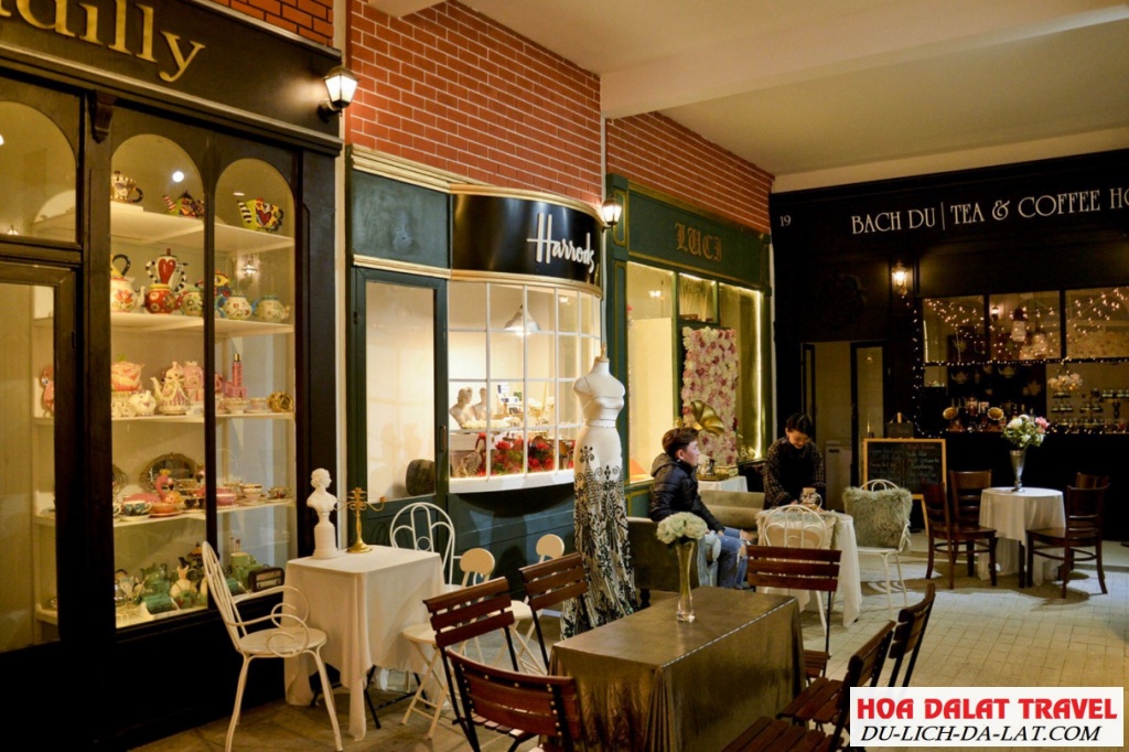 Bach Du Tea & Coffee House