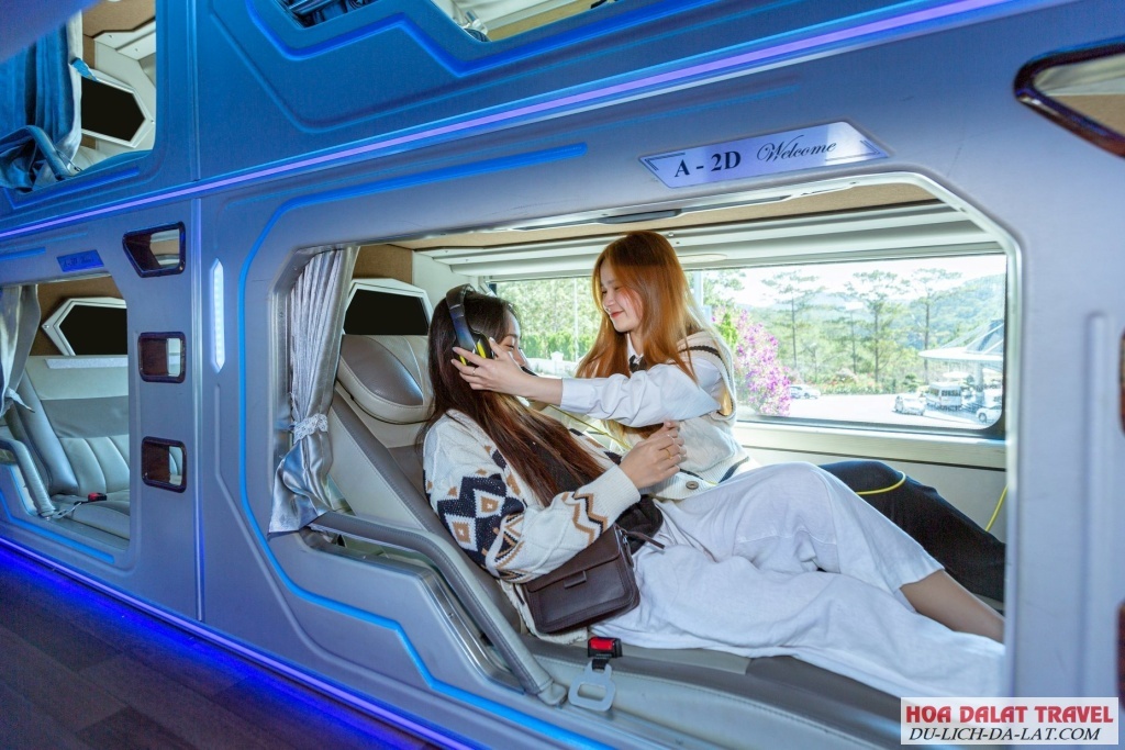 Dịch vụ Limousine phòng đôi Đà Lạt Trong Tôi chuyên nghiệp, đảm bảo uy tín