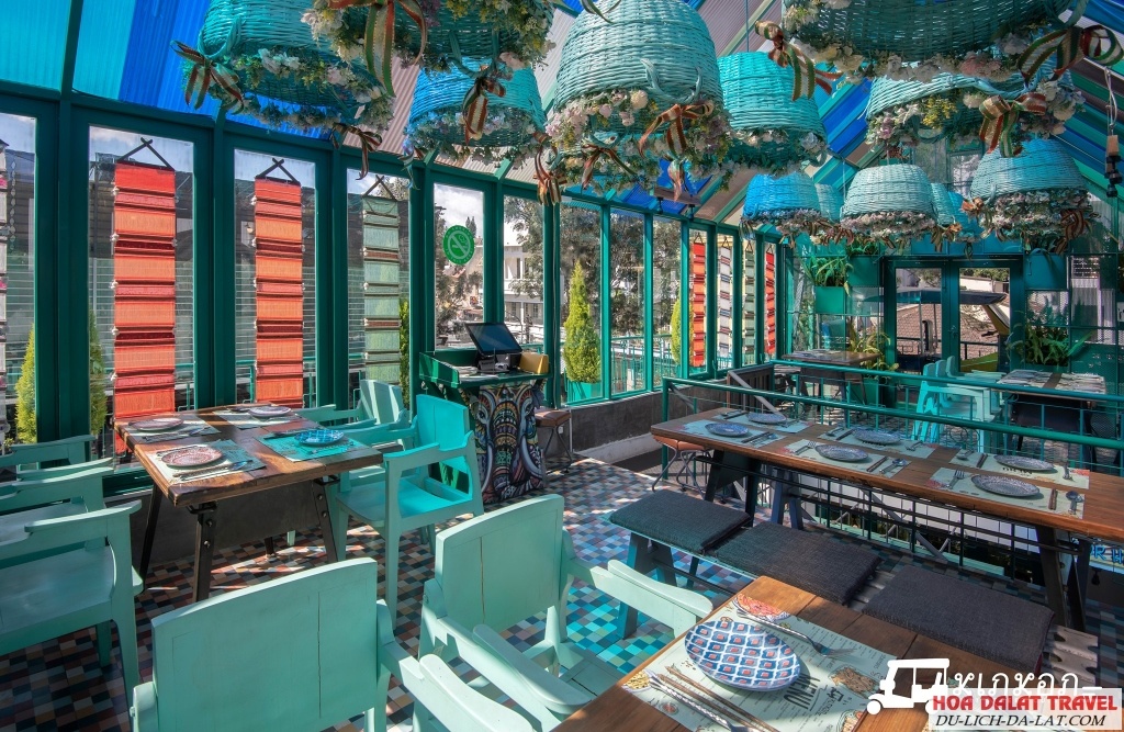 KIN KON Thai Street Cuisine