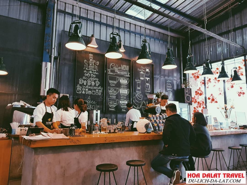 Là Việt Coffee