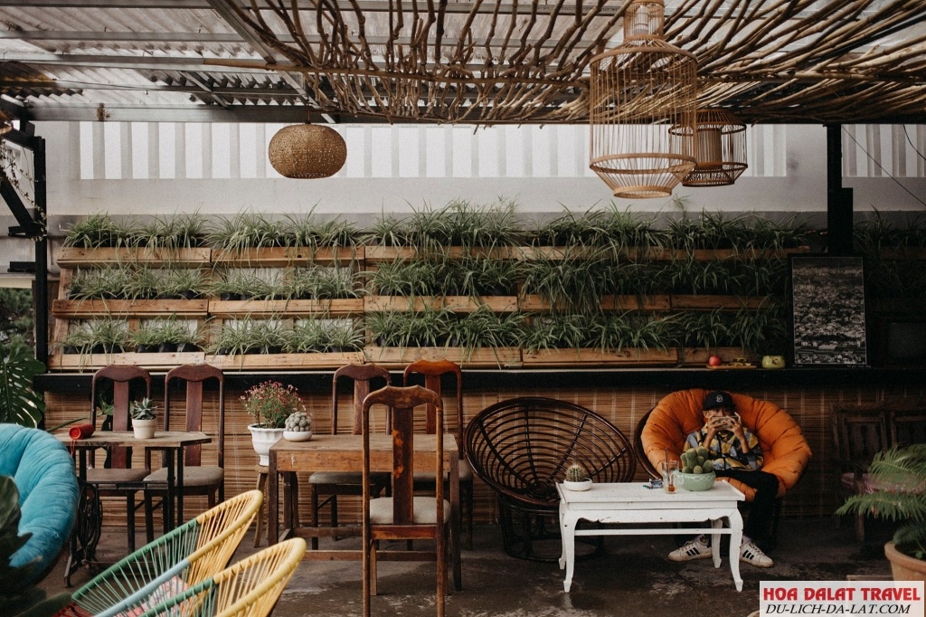 Quán Quen – Tiệm Trà & Cà Phê Đà Lạt