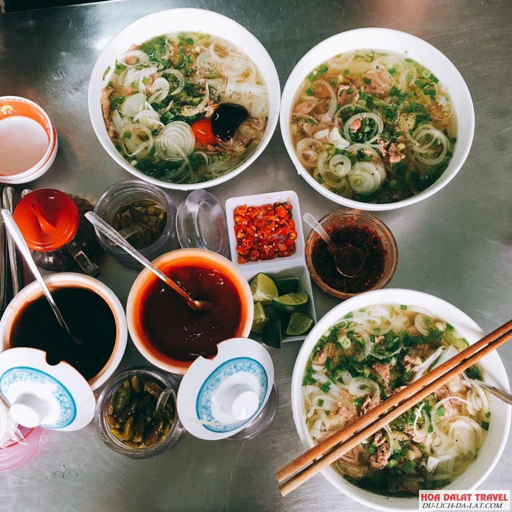 Phở Uyên