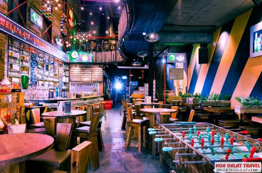 Dịch vụ Nhà hàng District 1 - World Beer Collection