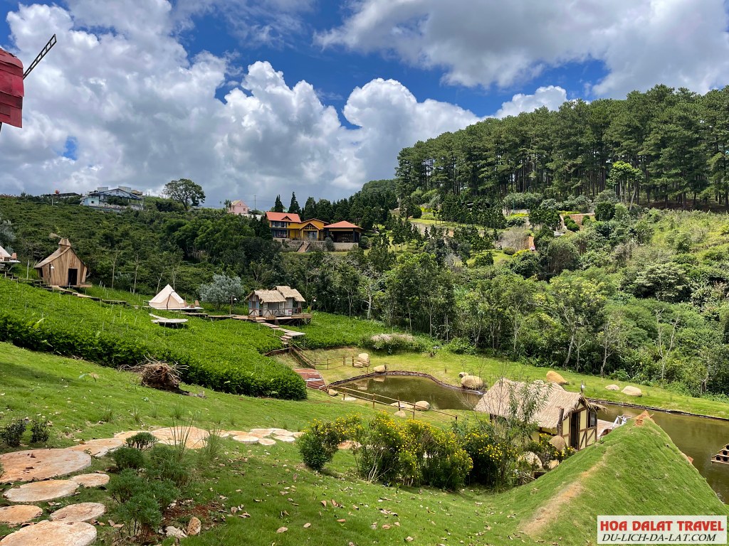 Giá vé tham quan Donkihote Valley Đà Lạt