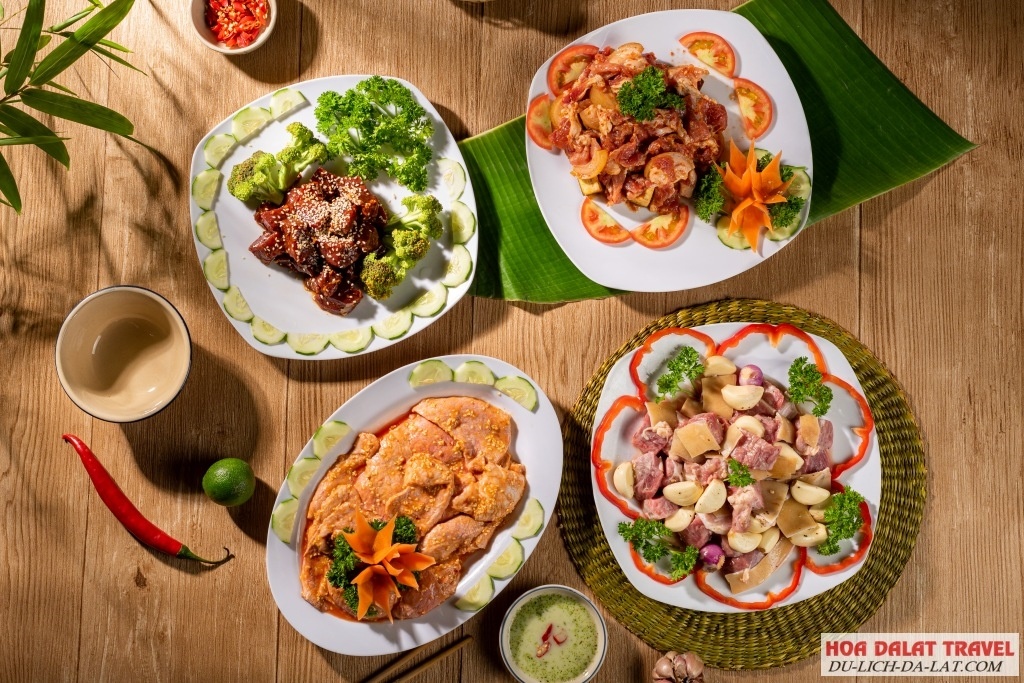 Menu siêu hấp dẫn từ hải sản đến các món ẩm thực Tây Nguyên
