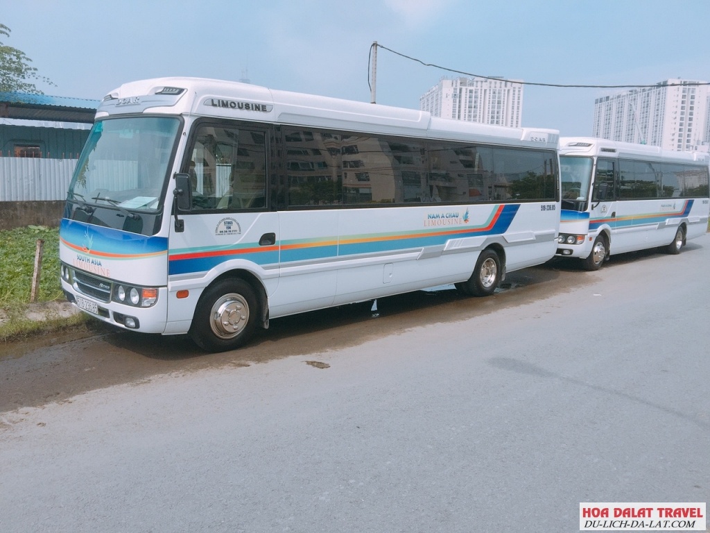 Nam Á Châu Limousine