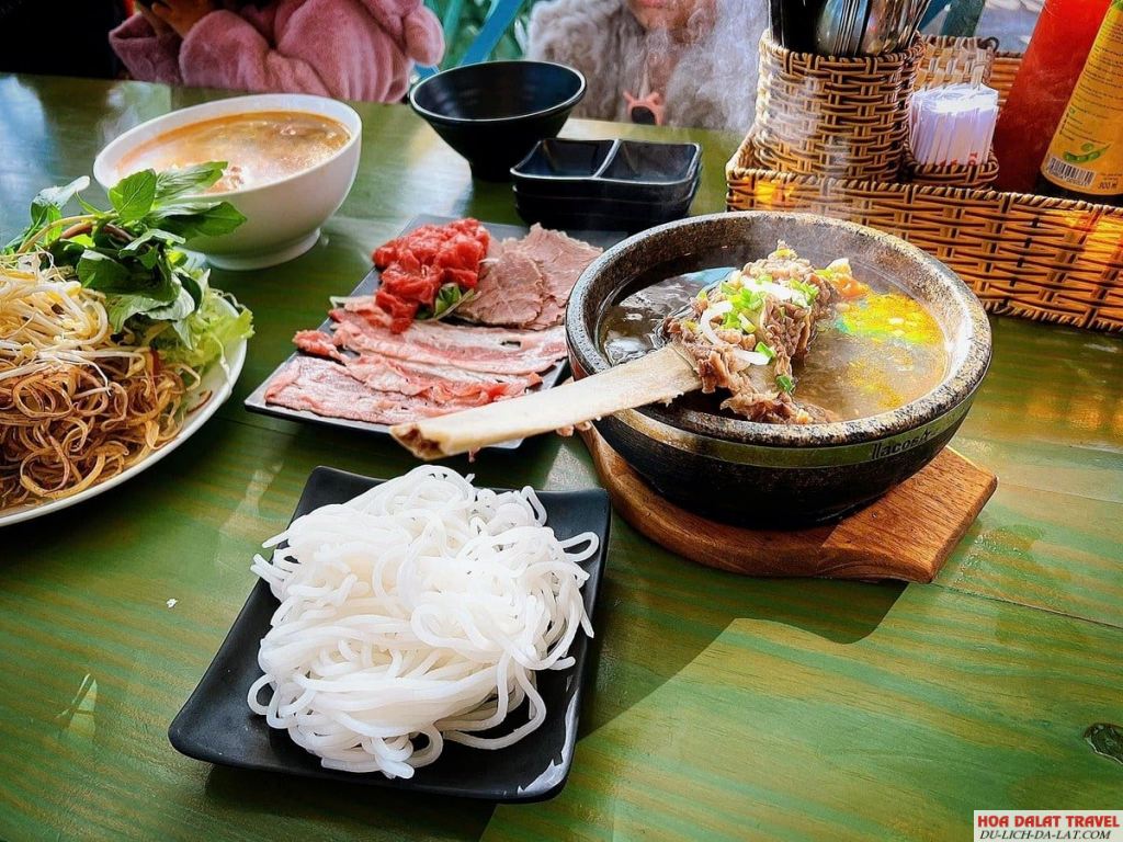 tô bún bò thố đá ngon
