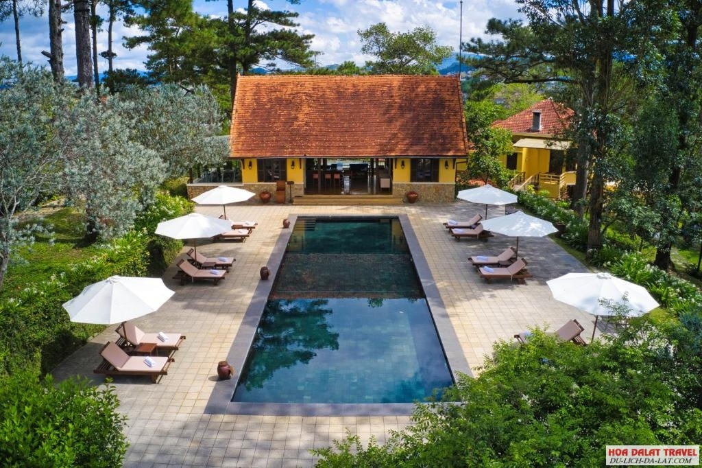 Ana Mandara Villas