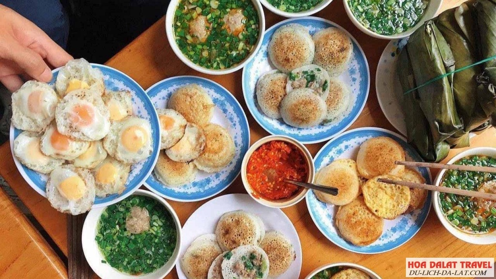 Bánh căn Đà Lạt