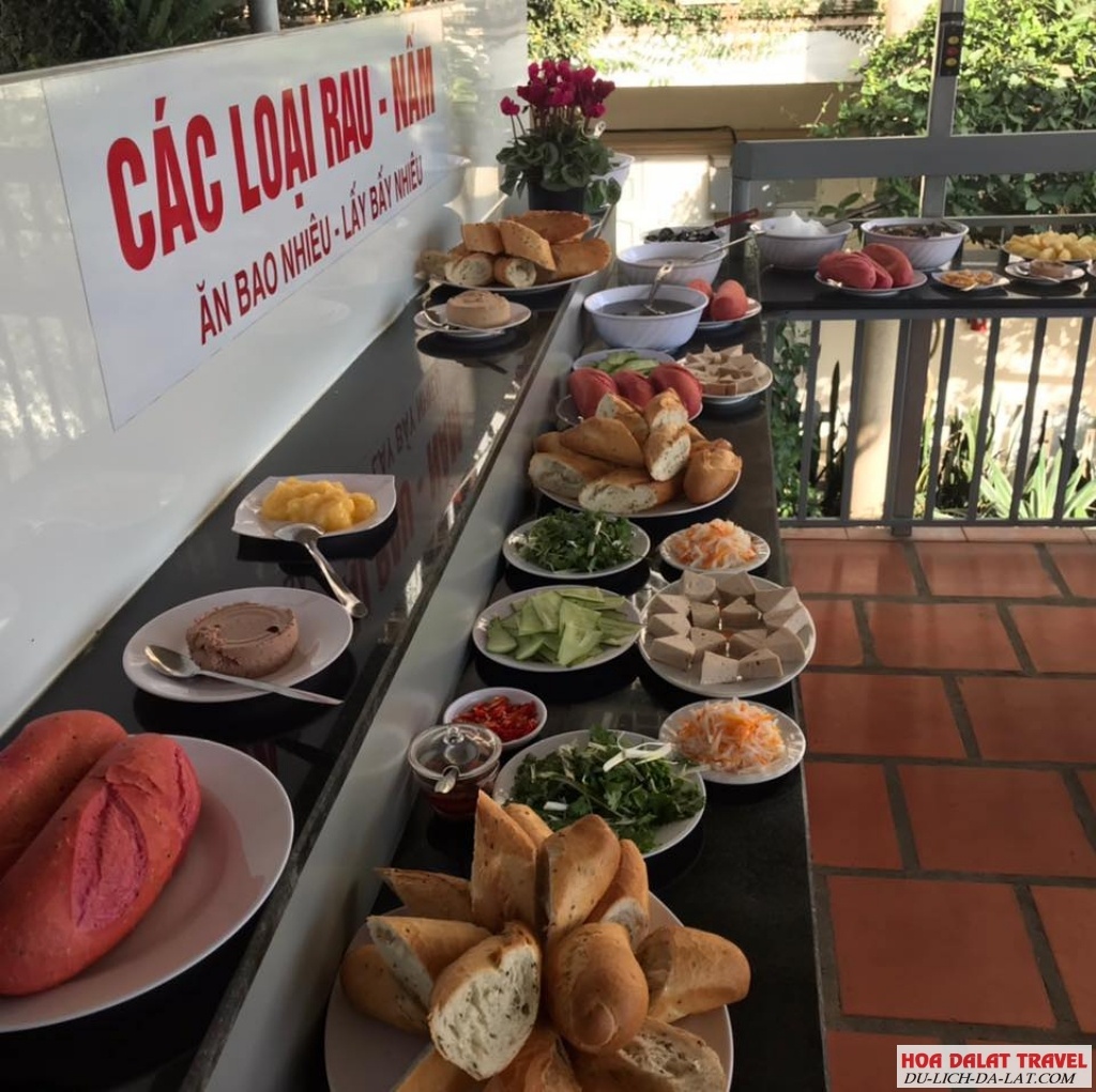 Buffet Cơm Chay Sương Mai