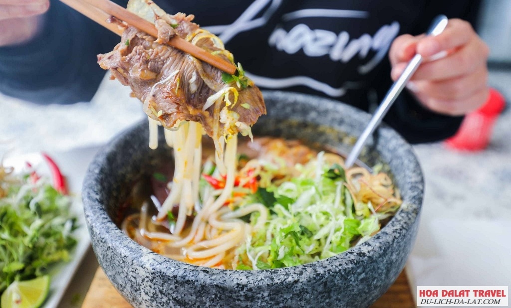 Bún bò Huế Đà Lạt ngon