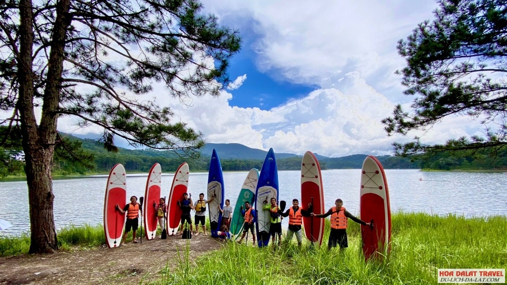Chương trình tour chèo SUP khám phá Hồ Tuyền Lâm