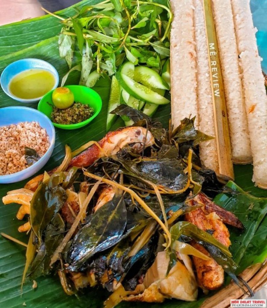 Cơm Lam Gà Nướng Cô Sinh Đà Lạt
