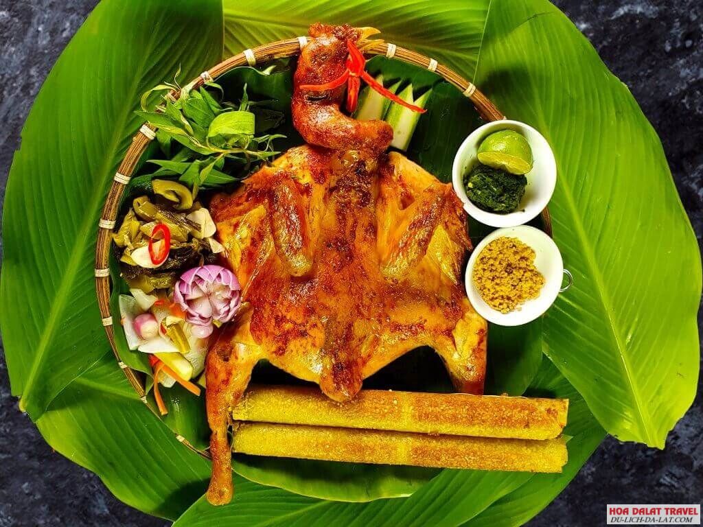 Cơm lam gà nướng